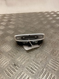 фото thumb №6, Volvo xc90 2018 лампа стельовий задня 31457644