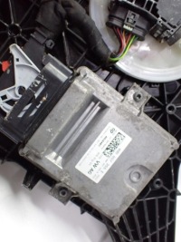 Купить Модуль блок управления adblue 4m0907355e audi a4 b9 8w 20r, фото thumb