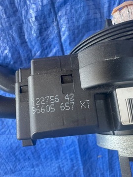 фото thumb №9, Переключатель комбинированный peugeot 206 206cc 307 96605657xt