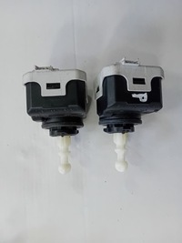 фото thumb №1, Моторчик регулировки фары vw golf plus