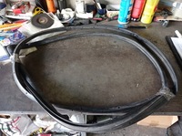 фото thumb №1, Mazda premacy прокладка na двері правий перед