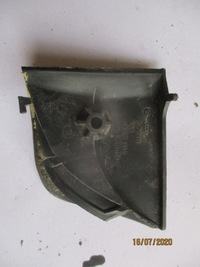 фото thumb №9, Audi a3 8l заглушка бампера правый задняя 8l0807421d