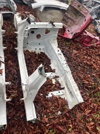 фото thumb №1, Bmw 5 g30 крыло четверть перед левая подкрылок порог