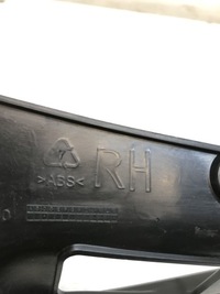 фото thumb №8, Tesla s правая молдинг датчик доводчик крышки 6007570-00