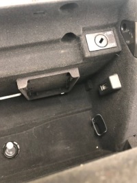 фото thumb №7, Бардачок пассажира audi q5 рестайлинг 8k1857035e