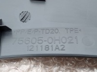 фото thumb №9, Toyota aygo x молдинг крыльев правое зад 75605-0h021 новый оригинал