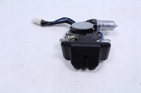 фото thumb №3, Замок крышки lexus rx400 07r,