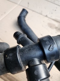 фото thumb №4, Труба wąż шланг wody czwórnik магистраль volvo 2.4 d d5