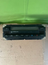 фото thumb №1, Панель кондиционера volkswagen оригинальный номер 5hb00761710