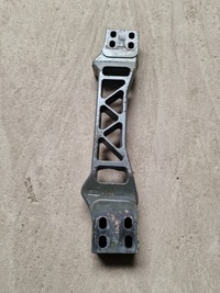 фото thumb №1, Балка поперечная кронштейн коробка передач рама grs scania r 1743442