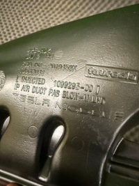 фото thumb №3, 1099293-00 труба канал повітря панелі tesla model 3