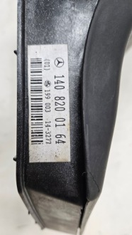 Вкладыш лампы левый задний  mercedes s-klasa 1408200164 Цена, фото thumb