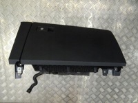 фото thumb №1, Vw touareg iii бардачок пасажира 761857114