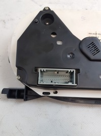 фото thumb №7, Счетчик renault clio ii 1.2b оригинальный номер p8200059776