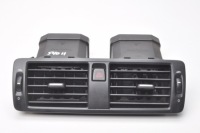 фото thumb №1, Volvo s40 ii решётка решётки обдув средняя lift 39863758