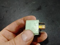 фото thumb №8, Bmw e39 2.5 бензин оригинальный номер bmw реле зелёный 61368373700 оригинал