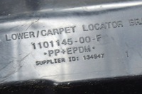 фото thumb №6, Tesla model 3 правый кронштейн lokalizatora ковёр 1101145-00-f 2018