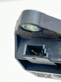 фото thumb №8, Датчик удару подушки повітряної mercedes-benz sl r230 a0018209326