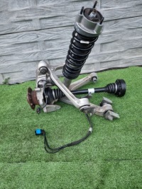 Купити Mercedes gt gtc amg w190 рестайлінг  поворотний кулак комплектна правий задній, фото thumb