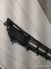 фото thumb №9, 8352. volvo xc40 решётка средняя бампер перед 31449342