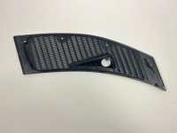 Решітка жабо впуск повітря лівий ліва сторона mercedes w123 1238360165 Ціна, фото thumb