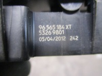 фото thumb №4, Кнопка стекло правый перед 96565184 peugeot 308 i 11-13 r.