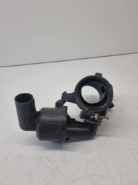 фото thumb №4, Lexus rx 450h 2017 частина труби впуску повітря