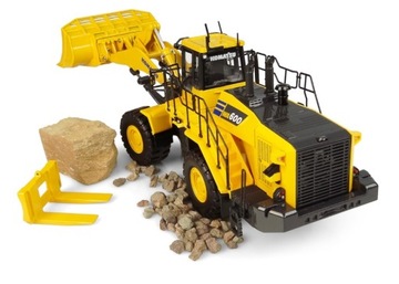 Ładowarka Komatsu WA600 Stone Handler - zabawka model w skali 1:50 UH8153