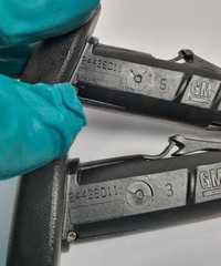 фото thumb №9, Тримачі підголівник правий перед saab 9-3 93 пара