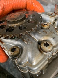 фото thumb №6, Насос масла mercedes 63 amg m157 2781810347