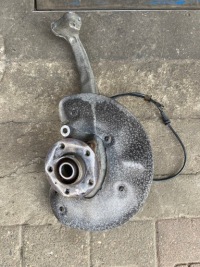 фото thumb №1, Audi a6 c7 поворотный кулак правая передняя 4g0407242c