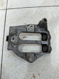 Купить Кронштейн кронштейн модуль wypalanie dpf adblue actros mp 4 a4721500473, фото thumb