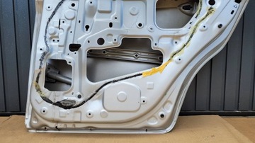 фото thumb №9, Toyota corolla e16 13- двері зад задні праві fv