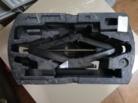 фото thumb №1, Підйомник домкрат vw passat b7 usa 561012115a