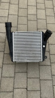 Купить Интеркулер правый porsche panamera 976 4.0, фото thumb