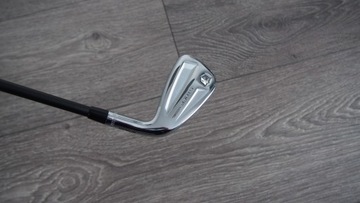 Модель Wilson Staff Utility Golf Iron Hybrid 18 ST