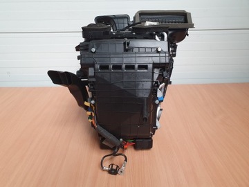 фото thumb №8, Обігрівач повітродувка кондиціонера двигунчик renault zoe i 272702761r