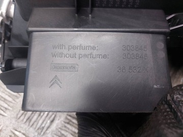 фото thumb №10, Решітка повітропровід середня + ліва citroen c4 picasso i 9683265580