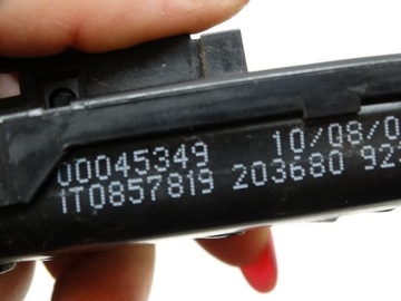 фото thumb №9, Крепление шина ремня правая octavia ii 1t0857819