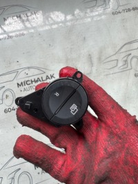 фото thumb №1, Кнопка багатофункціональний mercedes w204 a2048210351