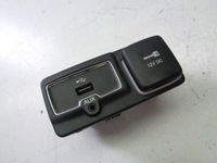 фото thumb №1, Разъём usb 12v jeep renegade 1.4 multiair przed lift 2017 r