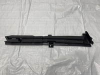 фото thumb №1, Volvo xc60 ii b4 кронштейн правый 32205625