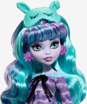 Кукла Mattel Monster High Creeover Party Twyla