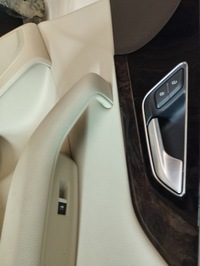 фото thumb №10, Audi q7 2015-обшивки двері перед зад ліва права usa