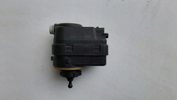 фото thumb №13, Моторчик лампы фара nissan micra k12