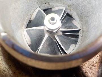 фото thumb №8, Range rover sport 2.7 tdv6 турбонагнетатель турбина 53049700065