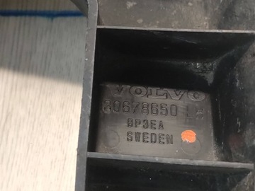 фото thumb №8, Volvo v70 iii ползун крепление бампера левый зад 30678650