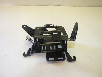 фото thumb №1, Крепление акумулятора mercedes ml w166 1665400940