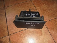 фото thumb №1, Peugeot partner i 02 1.9 пепельница