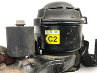 фото thumb №5, Toyota yaris iii 1.5 hybrid кронштейн подушка двигуна